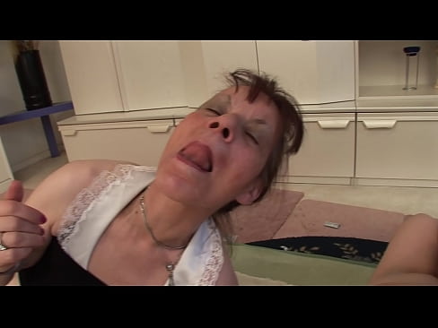 ❤️ Dua nenek dan satu kakek memiliki threesome ️❌ Video anal pada kami id.risegame.top ️❤